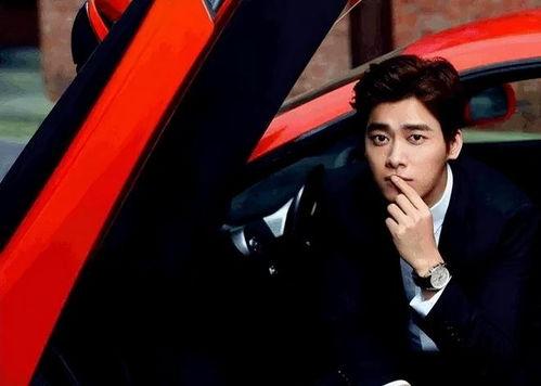 李易峰照片爆料视频,揭秘明星私生活背后的真相  第1张