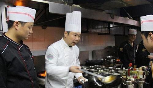 厨师爆料内幕视频,厨师亲述内幕视频曝光惊人真相  第1张